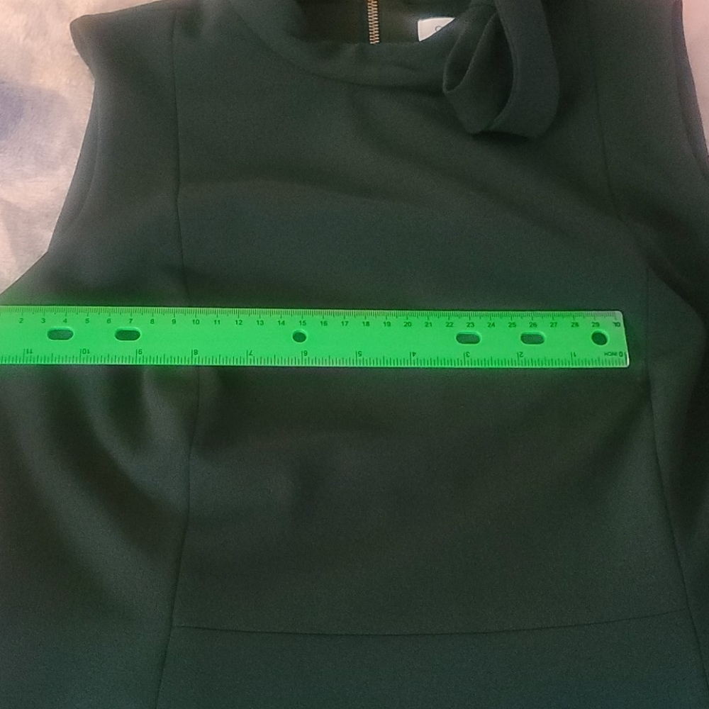Dress - Picture 6 of 9